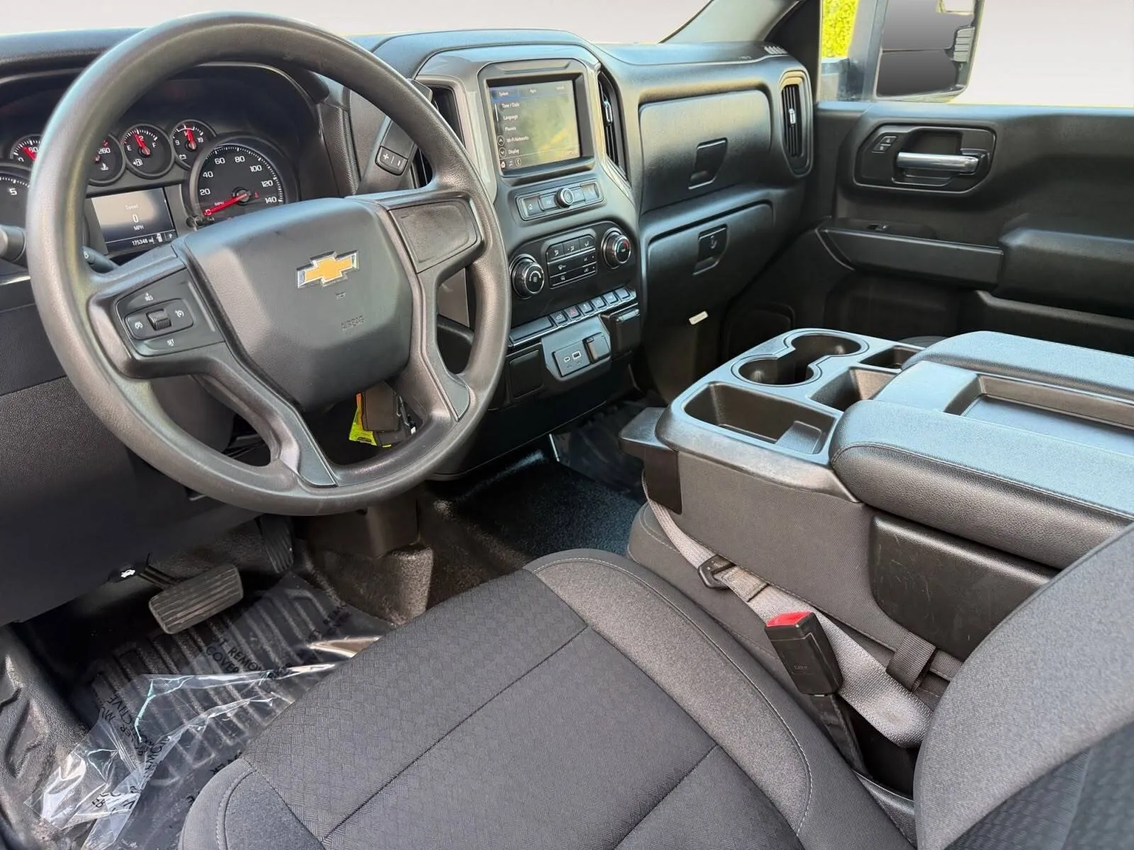 Chevrolet Silverado photo 21