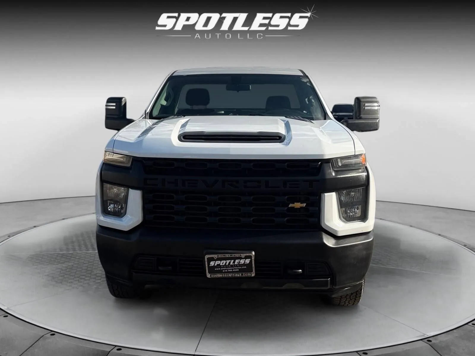 Chevrolet Silverado photo 10