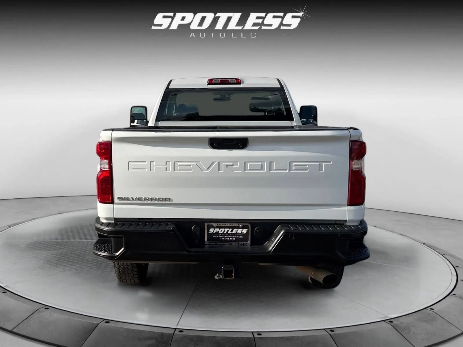 Chevrolet Silverado photo 6