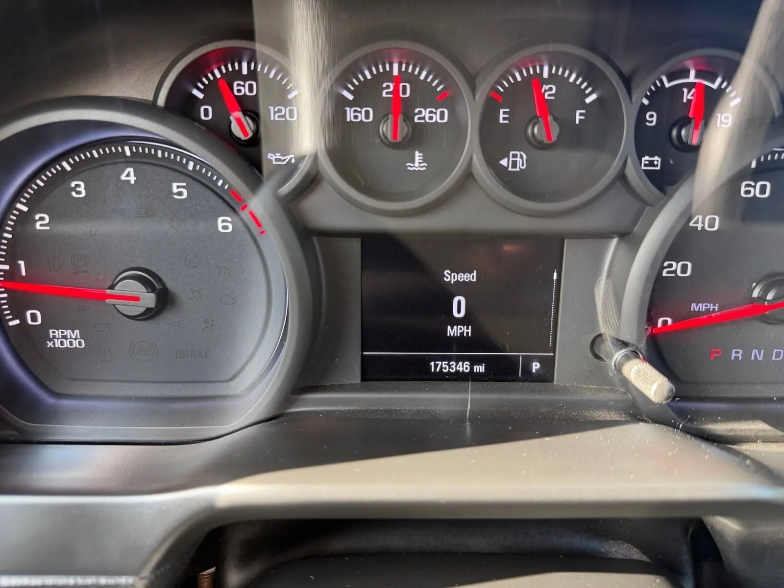 Chevrolet Silverado photo 18