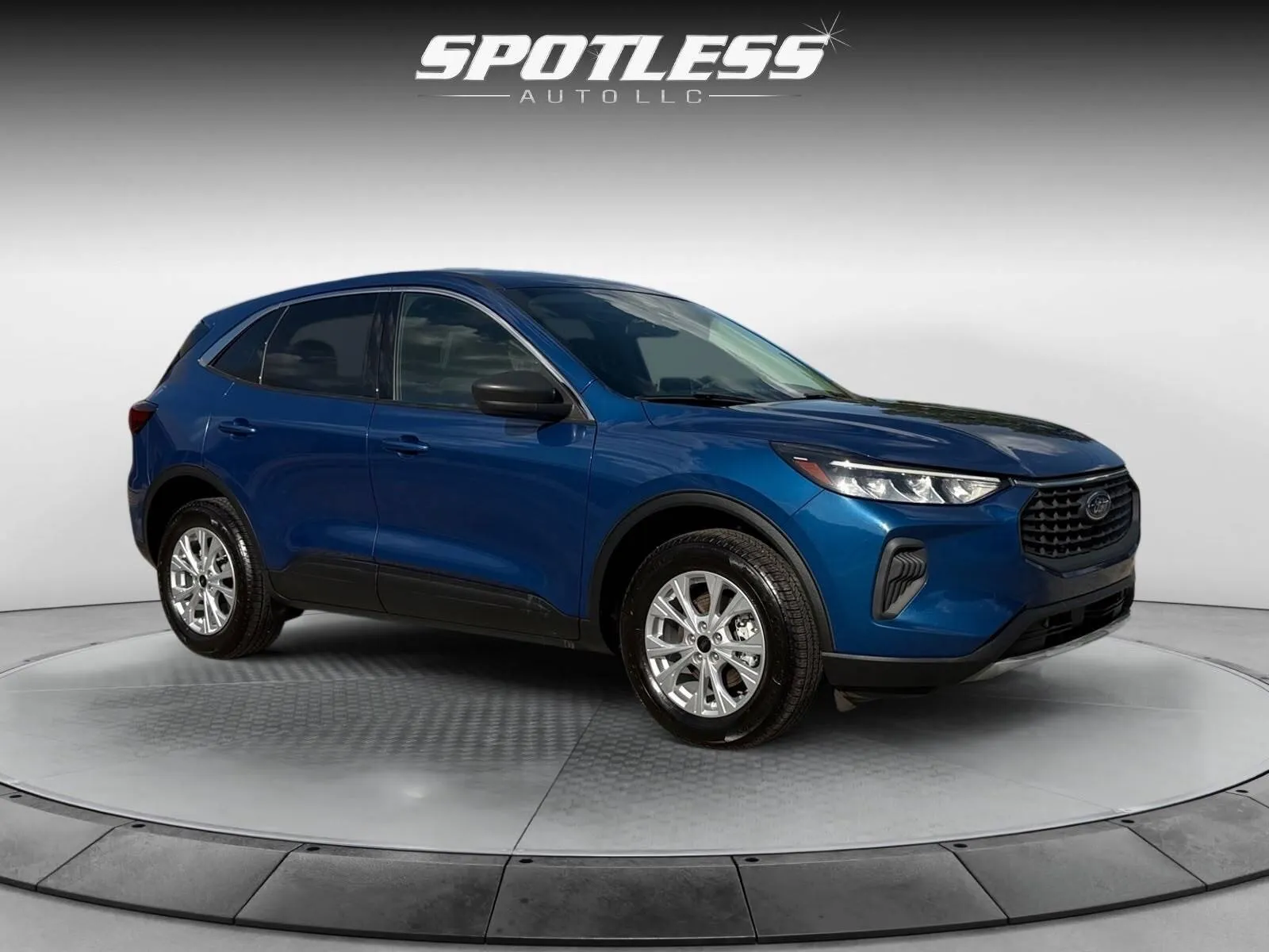 Ford Escape photo 11