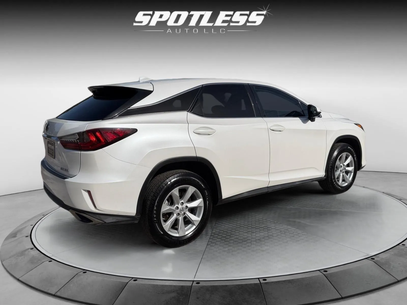 Lexus RX photo 9