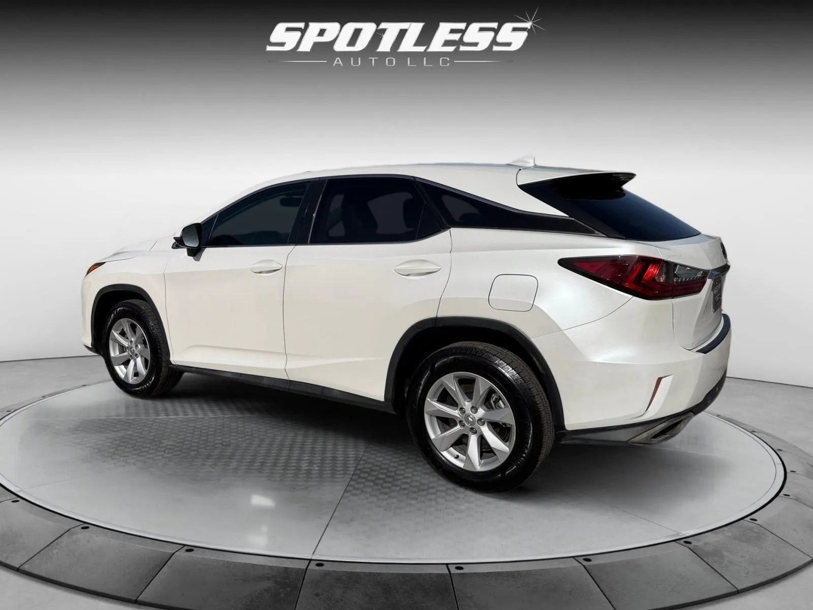 Lexus RX photo 4