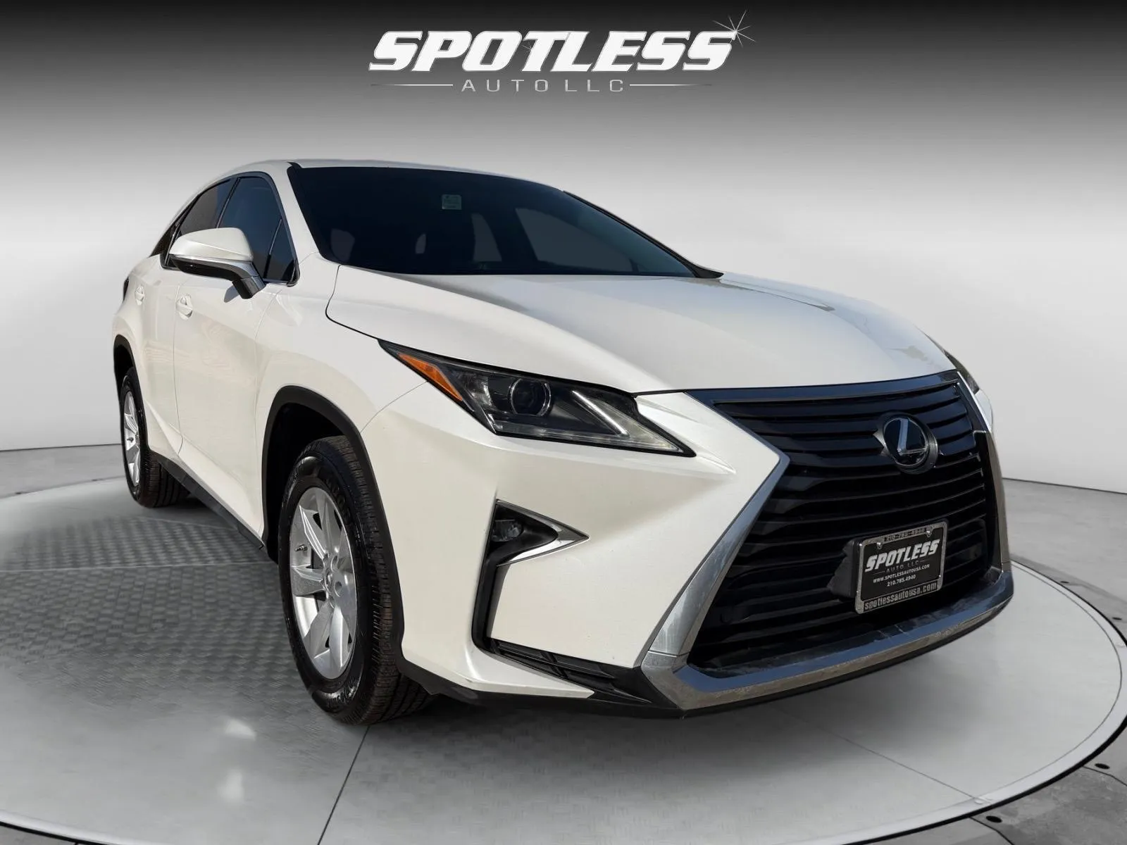 Lexus RX photo 11