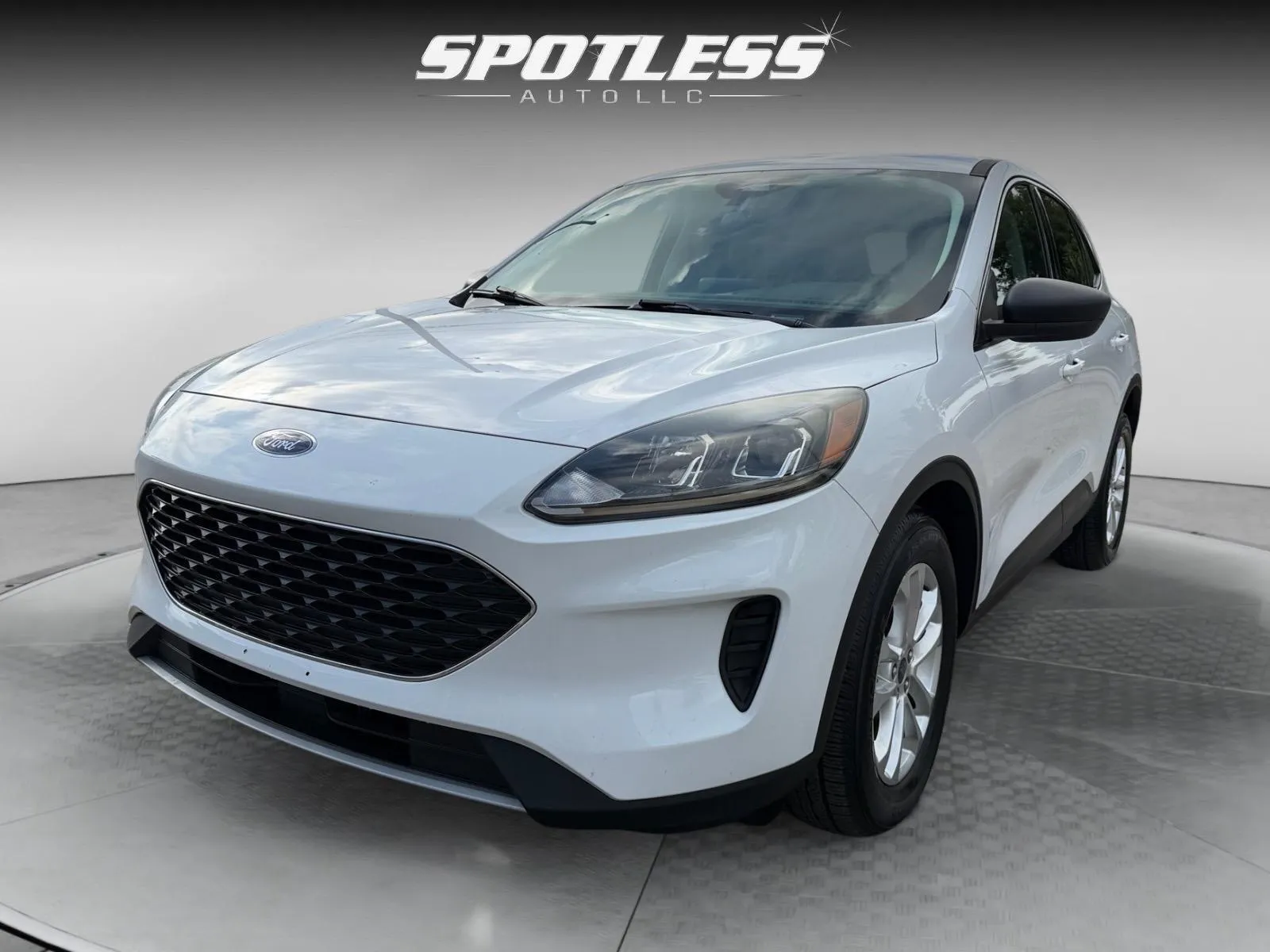 Ford Escape photo 10