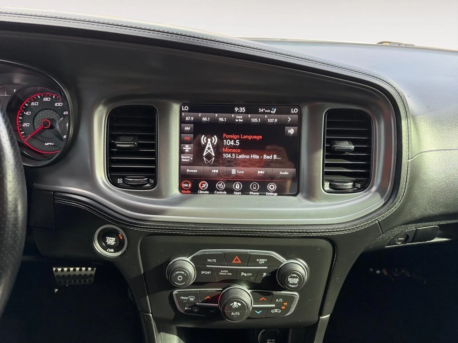 Dodge Charger photo 22