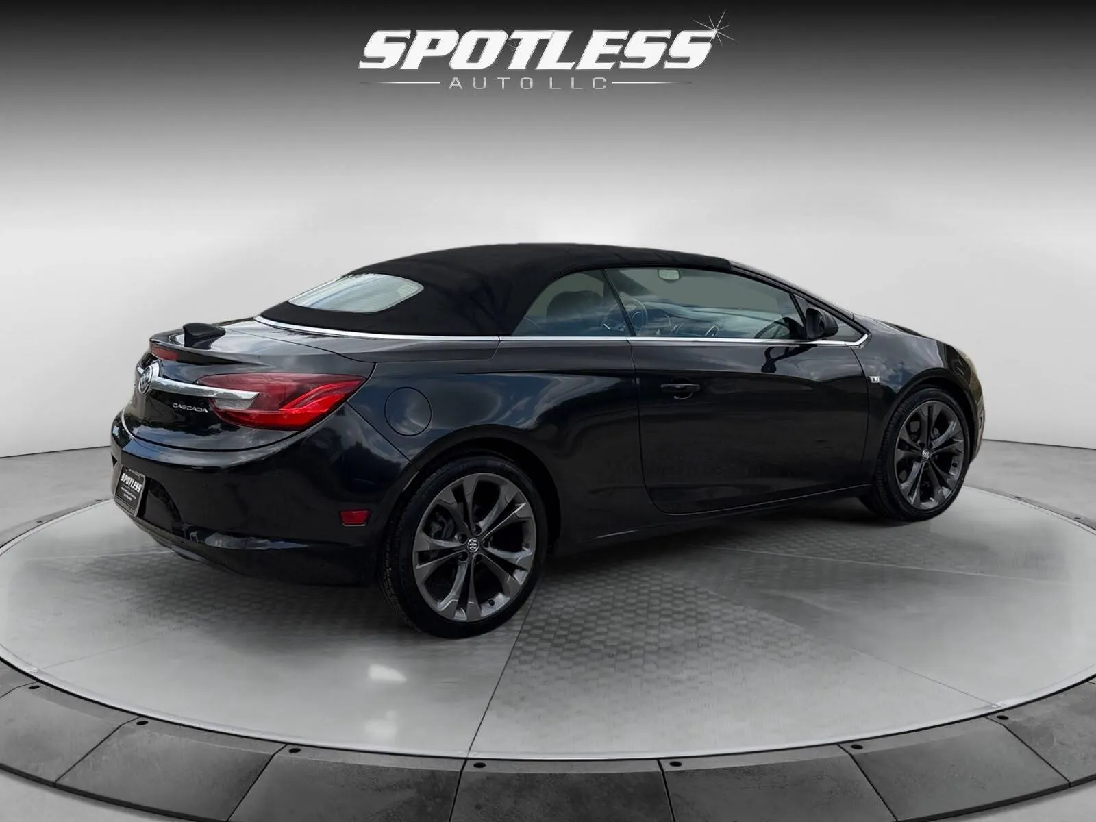 Buick Cascada photo 21