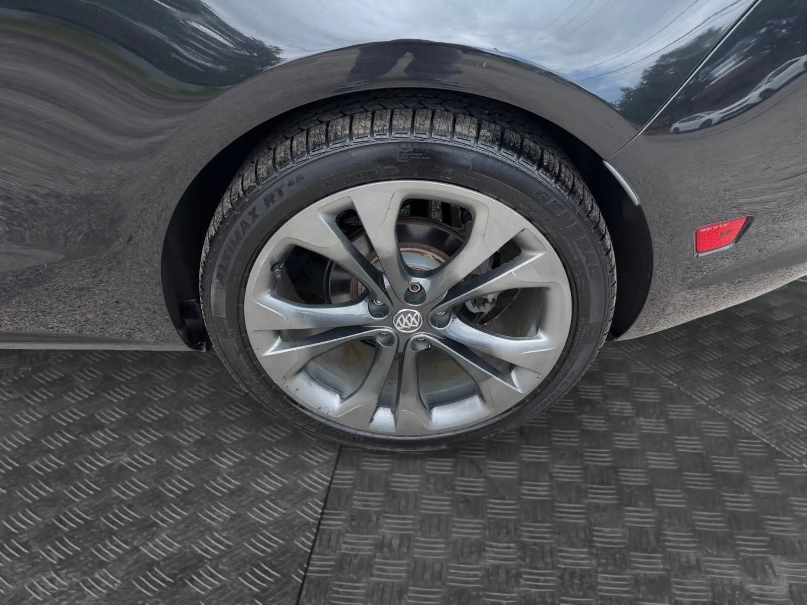 Buick Cascada photo 24