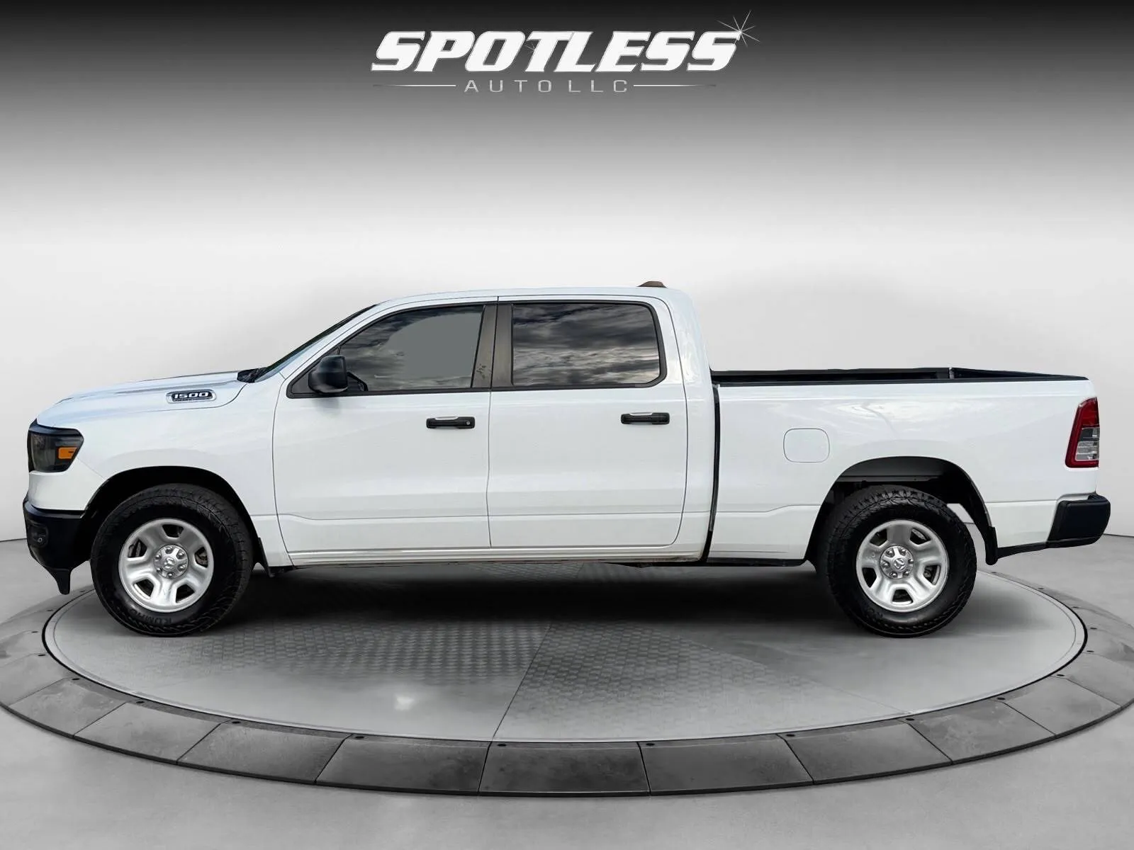 Ram 1500 photo 3