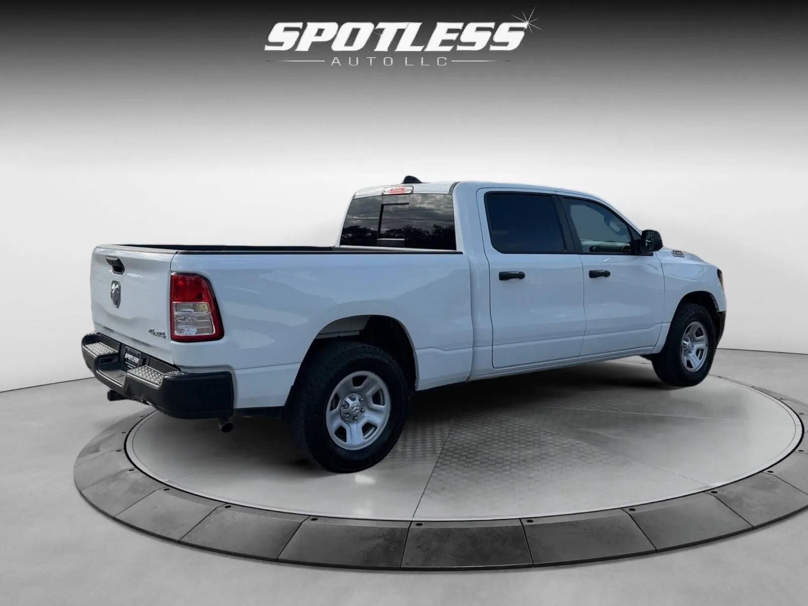 Ram 1500 photo 9