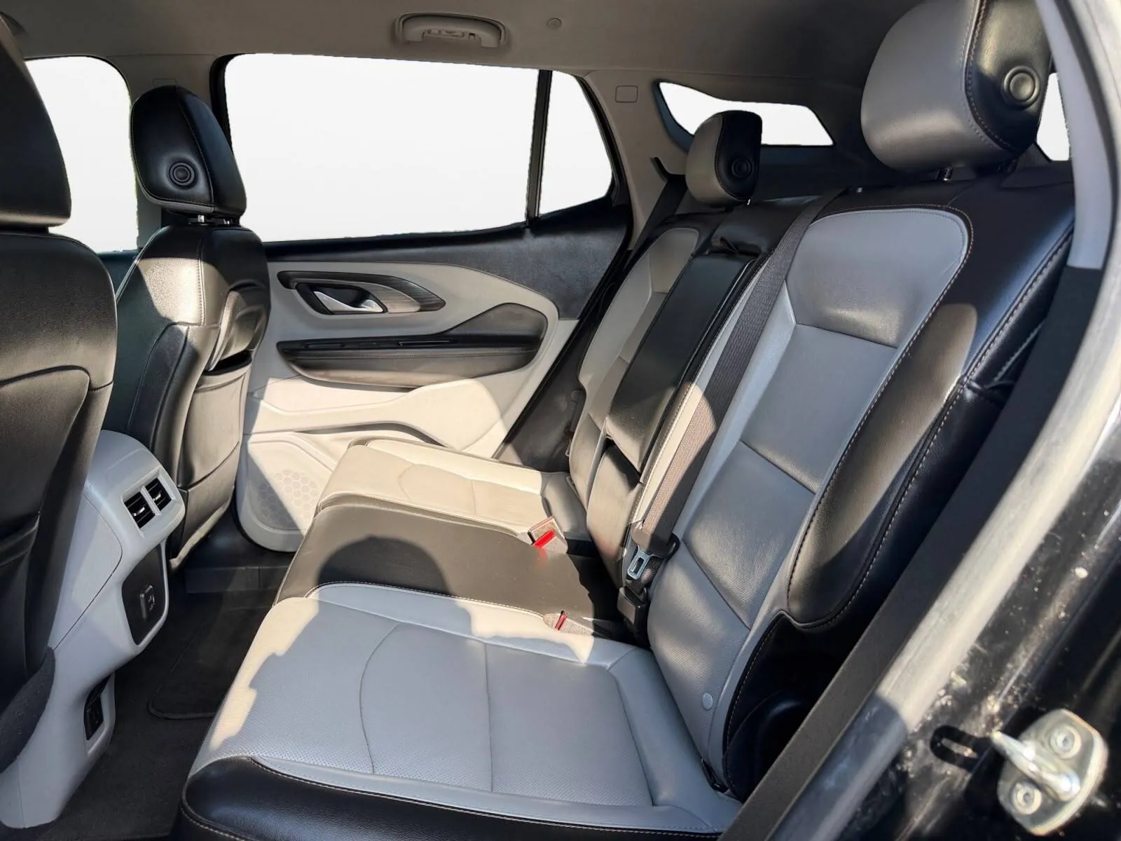 GMC Terrain photo 24