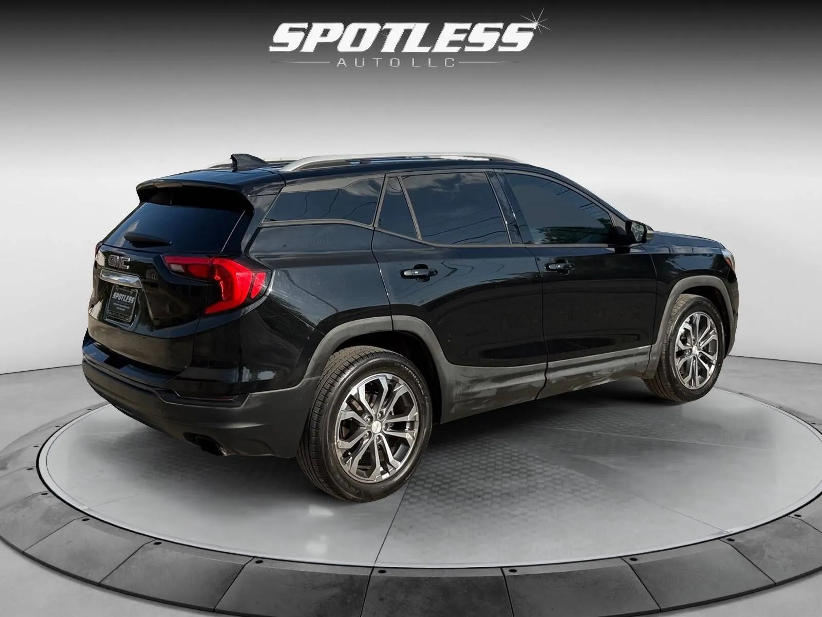 GMC Terrain photo 9