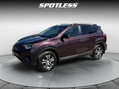 Black 2018 Toyota RAV4 LE for sale in San Antonio, TX
