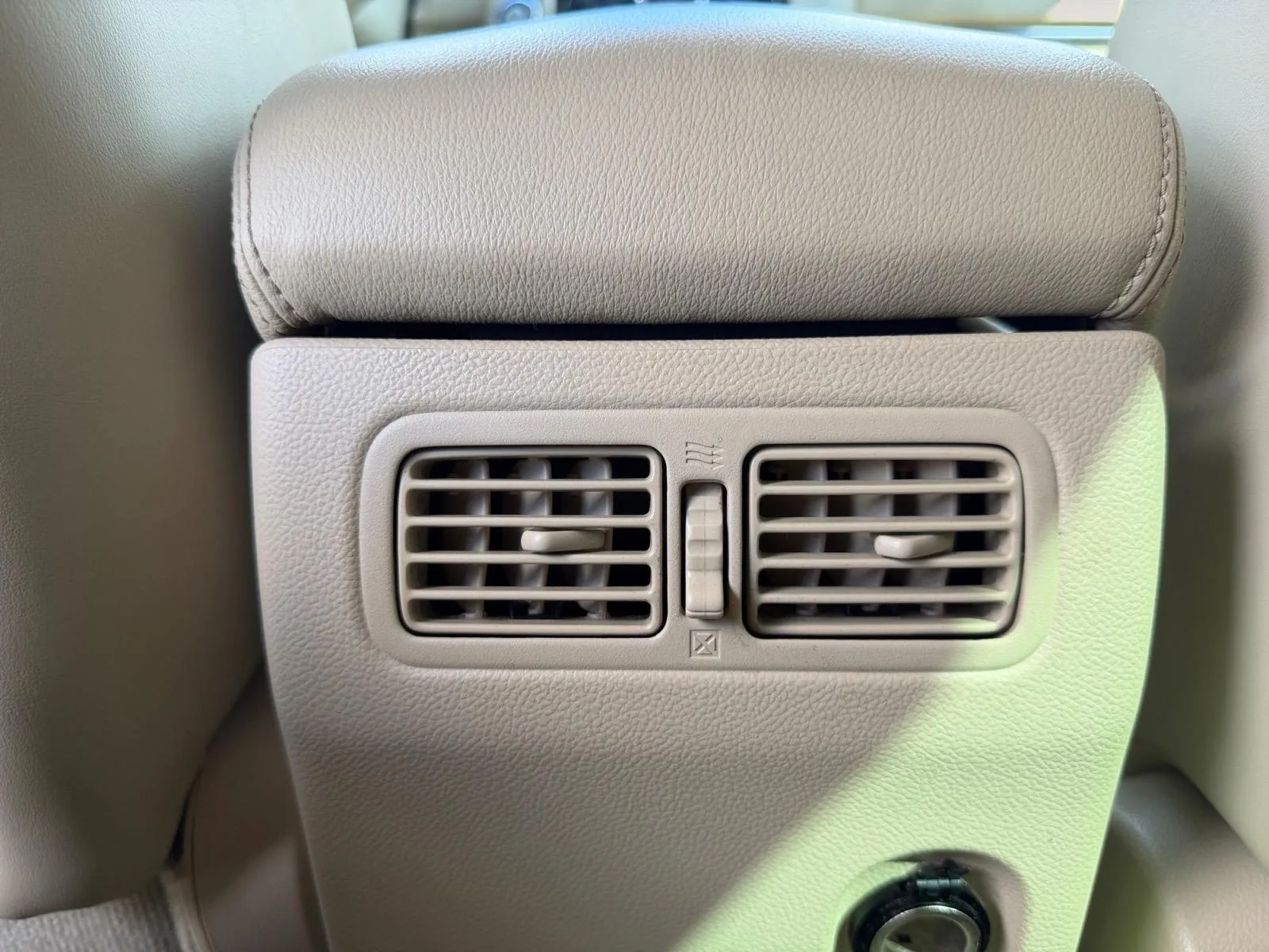 Infiniti QX70 photo 27