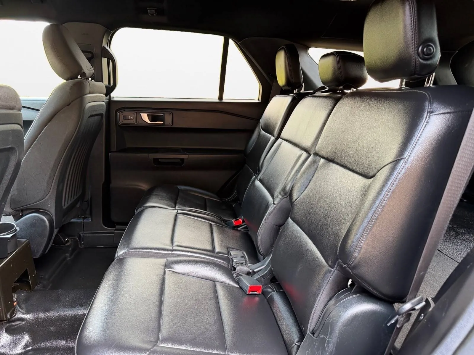 Ford Explorer photo 24