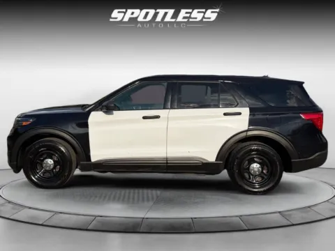 More photos of 2020 Ford Explorer Police Interceptor Utility at Spotless Auto San Pedro, TX