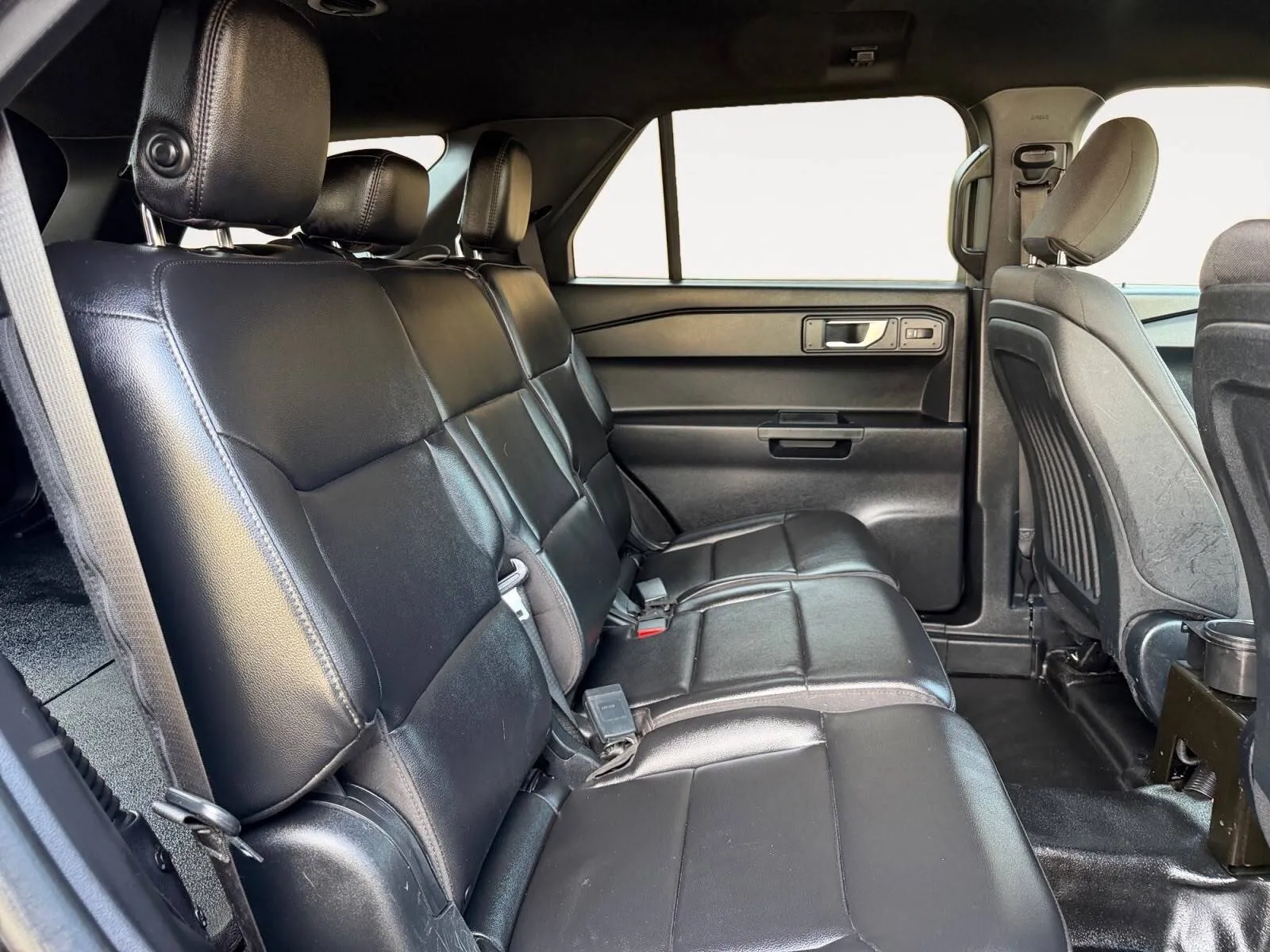 Ford Explorer photo 22