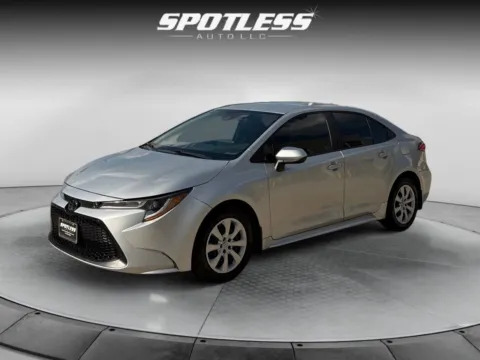 Silver 2022 Toyota Corolla LE for sale in San Antonio, TX