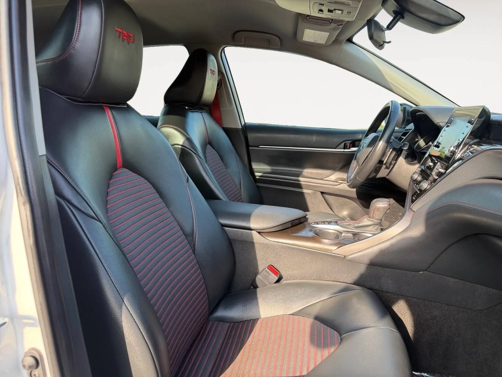 Toyota Camry photo 21