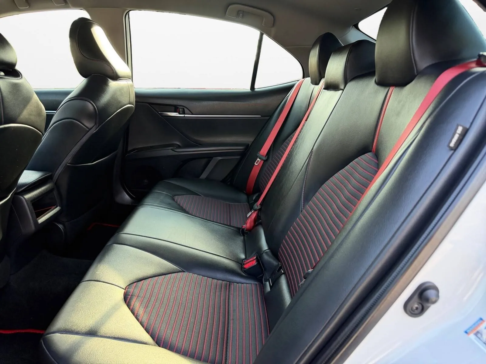 Toyota Camry photo 23