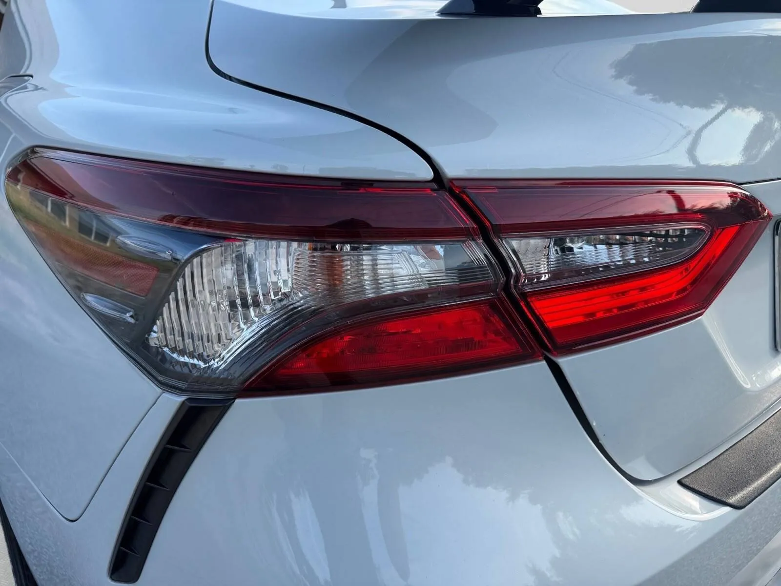 Toyota Camry photo 12