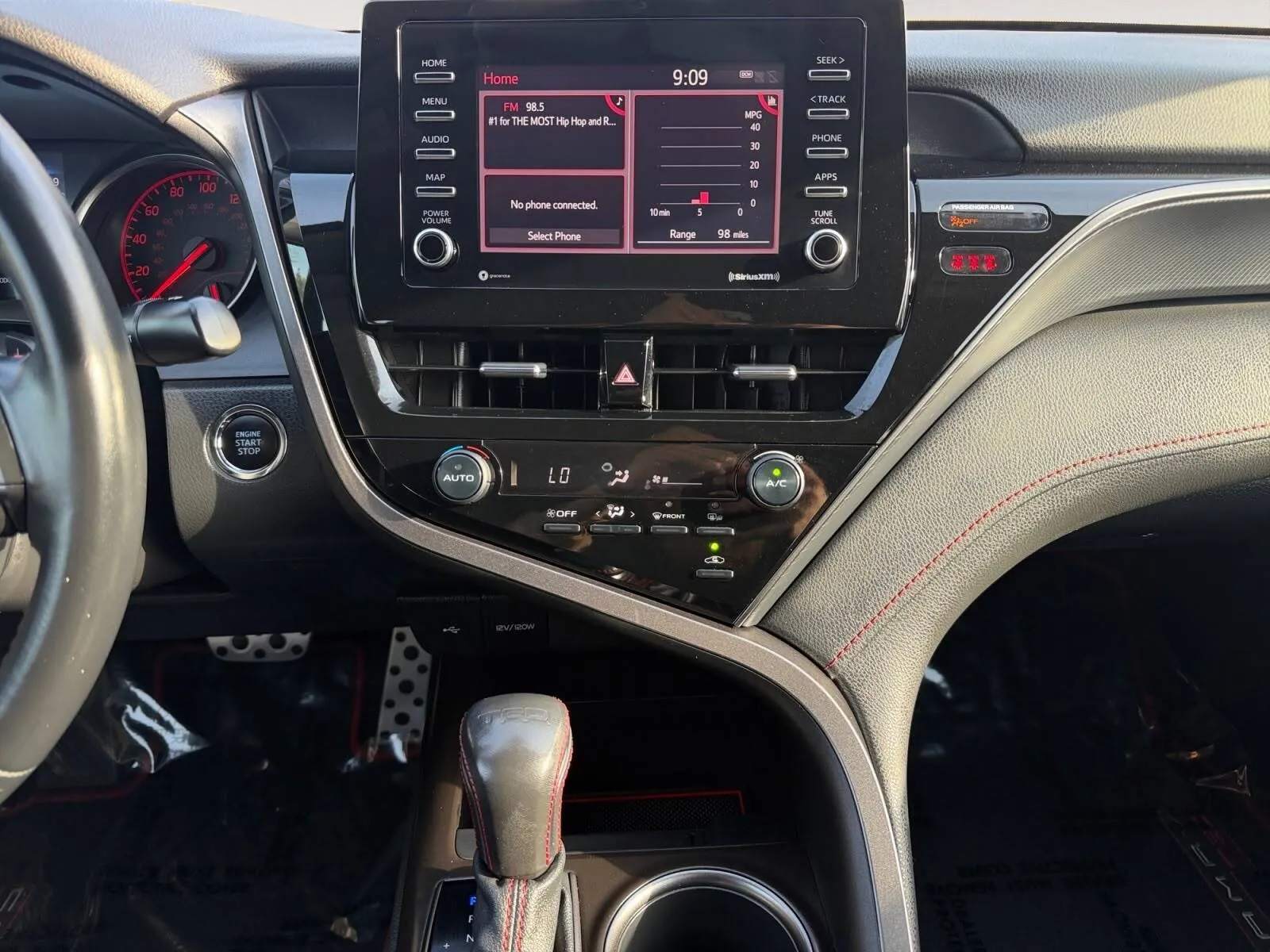 Toyota Camry photo 24