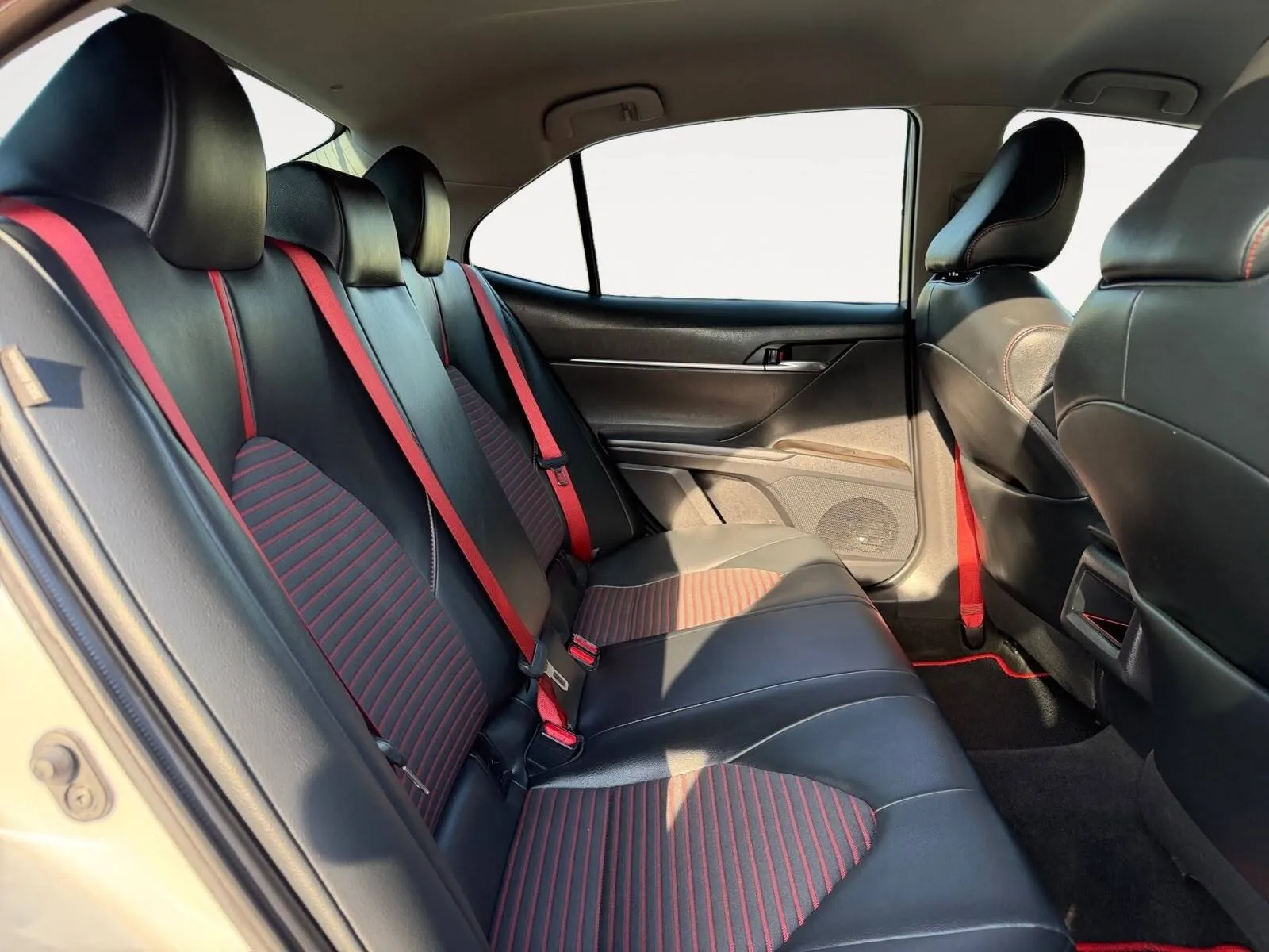 Toyota Camry photo 22