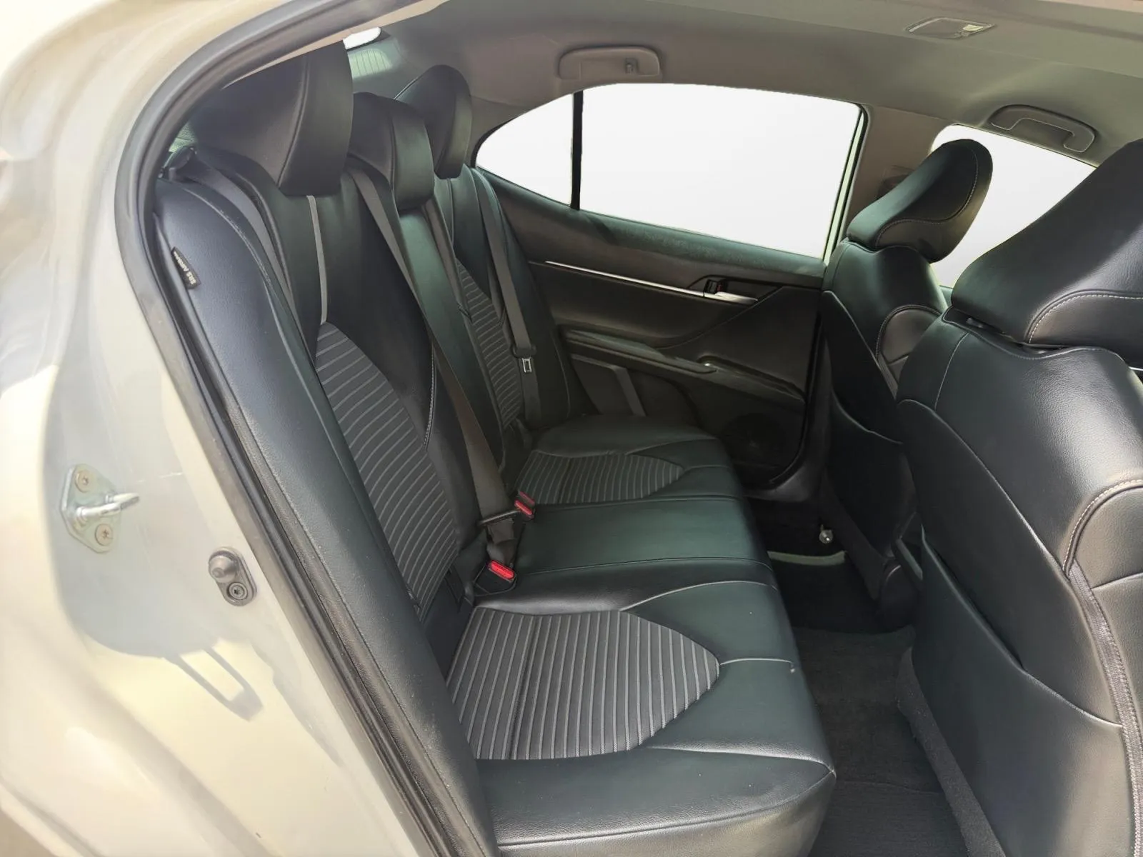 Toyota Camry photo 24