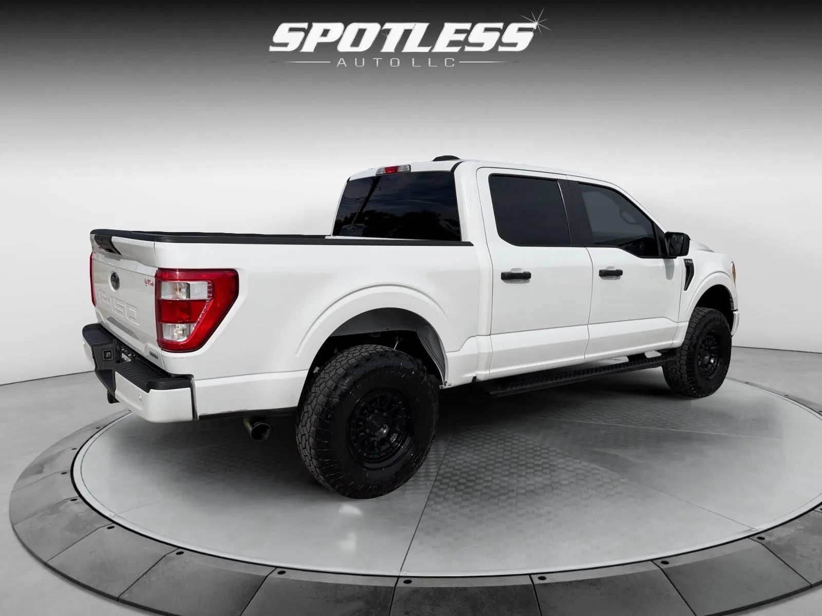 Ford F-150 photo 9