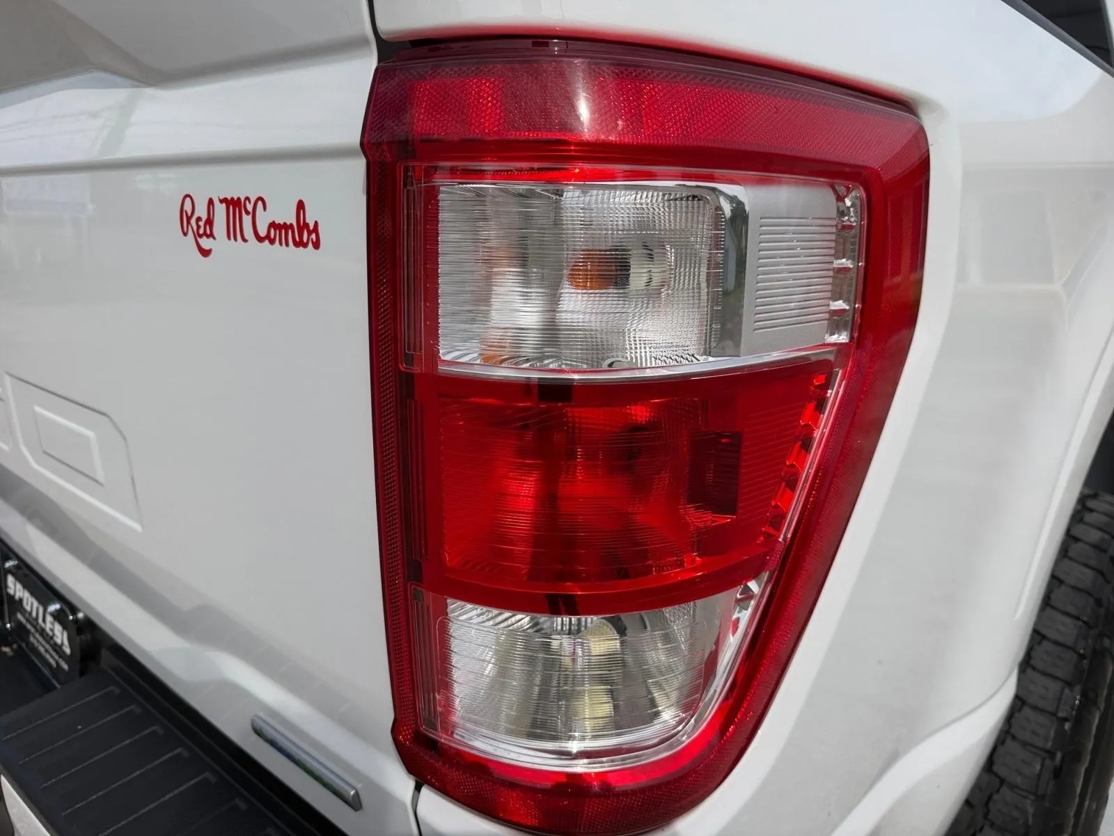 Ford F-150 photo 12