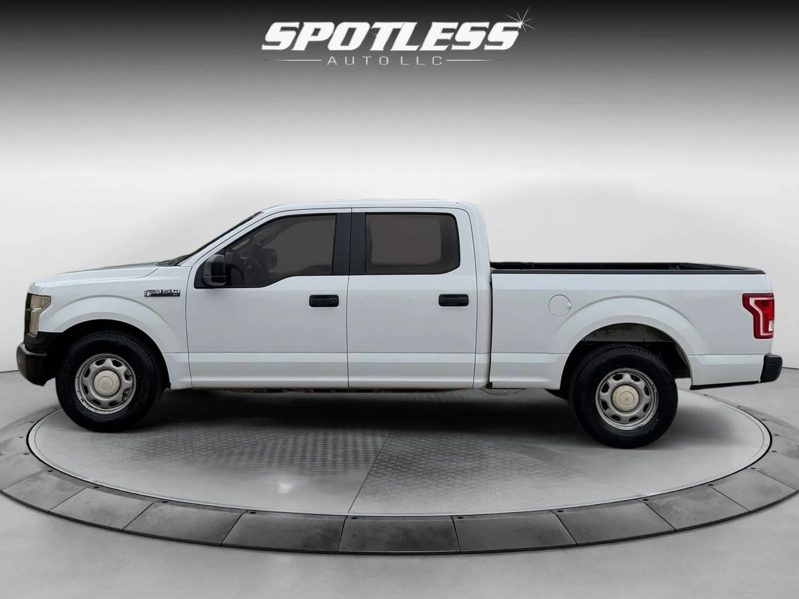 Ford F-150 photo 4