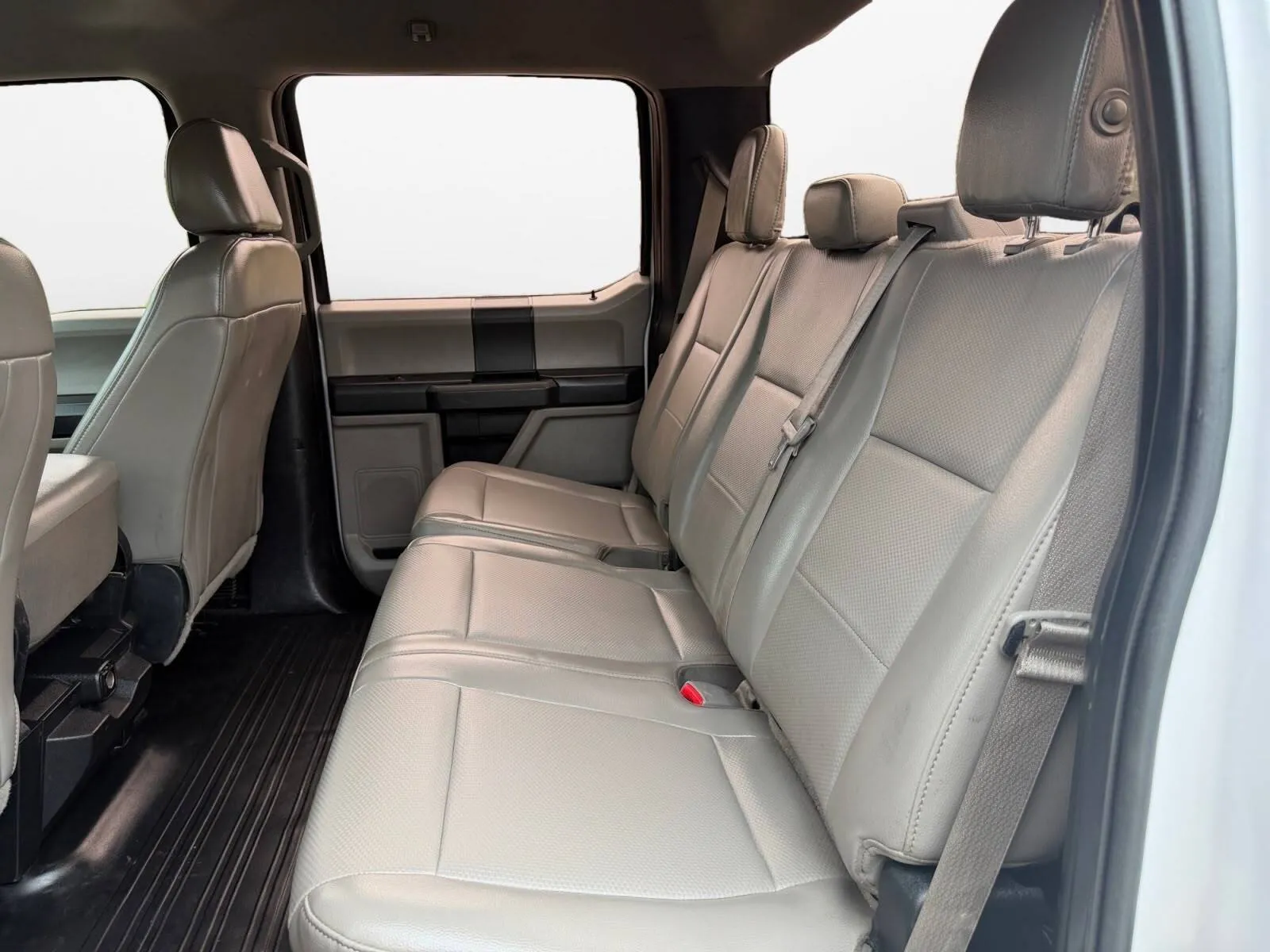 Ford F-150 photo 22