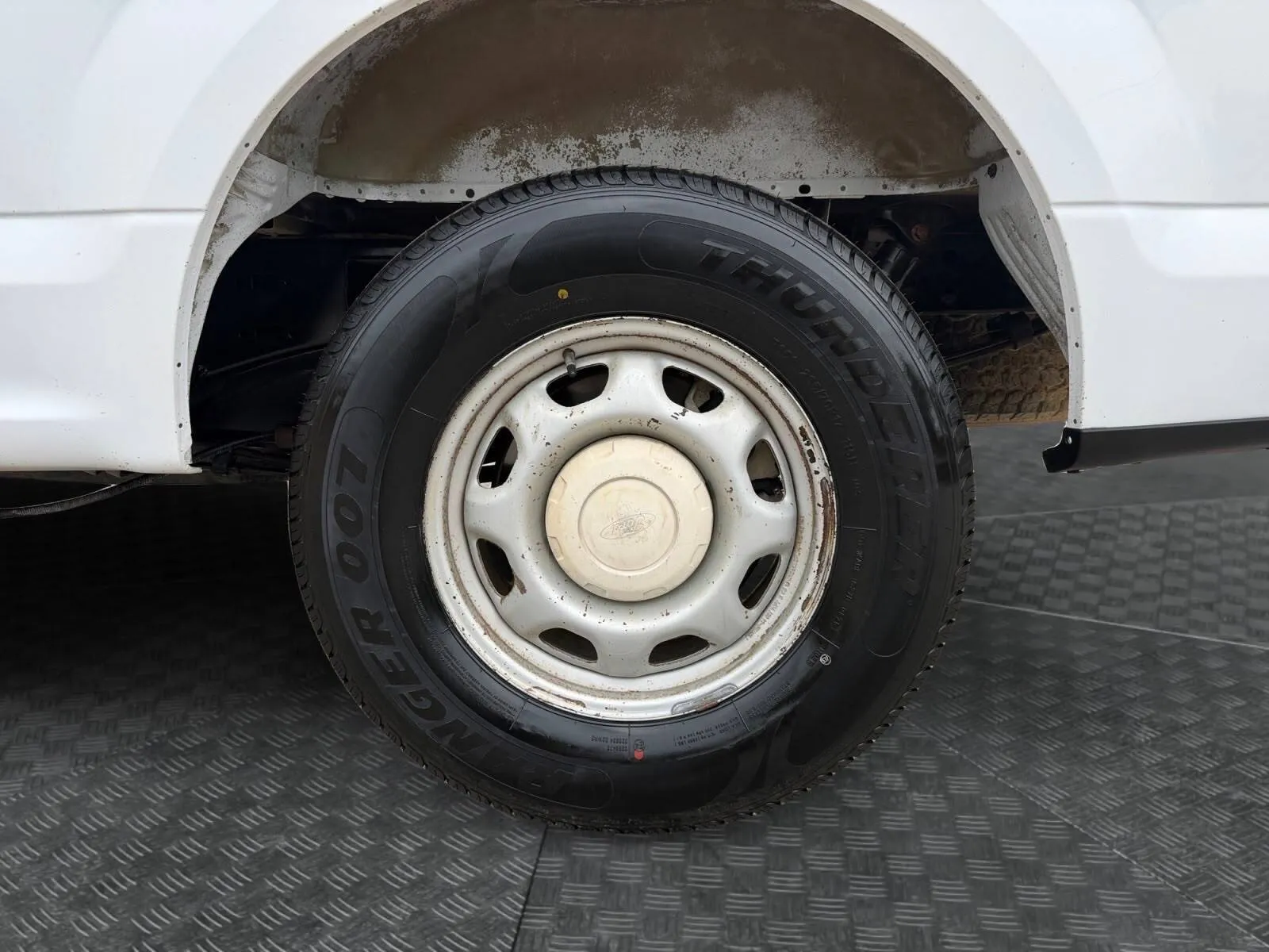 Ford F-150 photo 14
