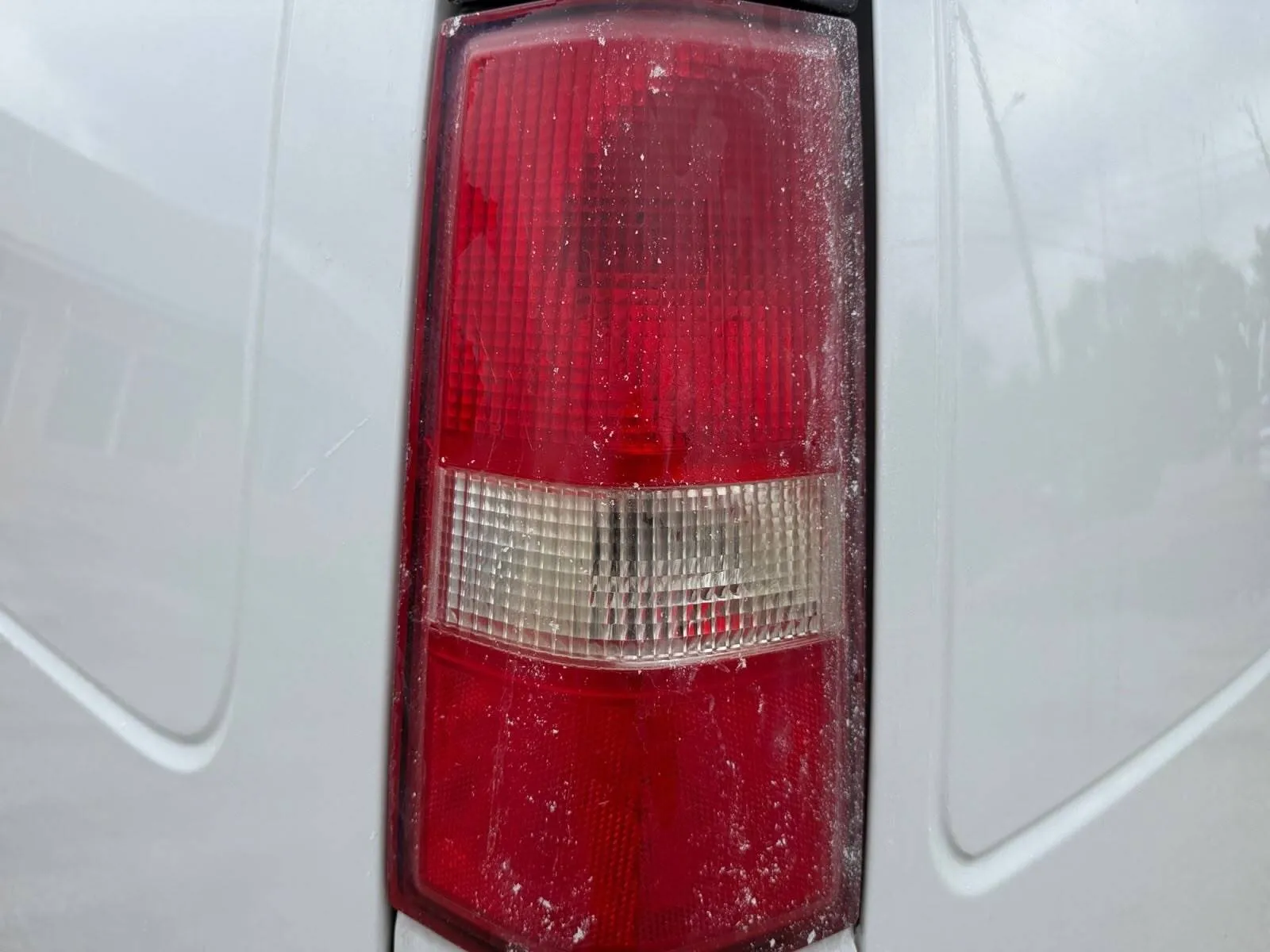 Chevrolet Express photo 13