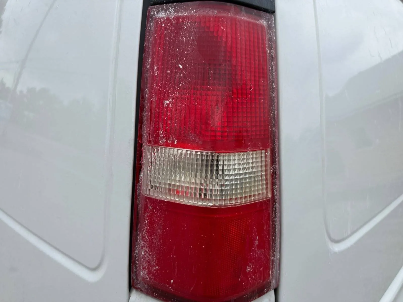 Chevrolet Express photo 12