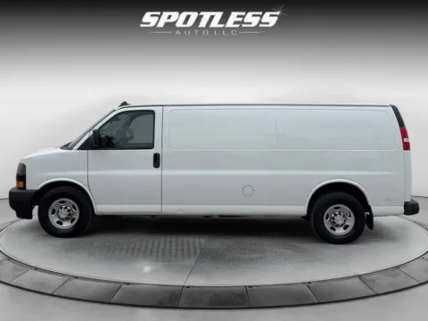 More photos of 2019 Chevrolet Express 3500 at Spotless Auto San Pedro, TX