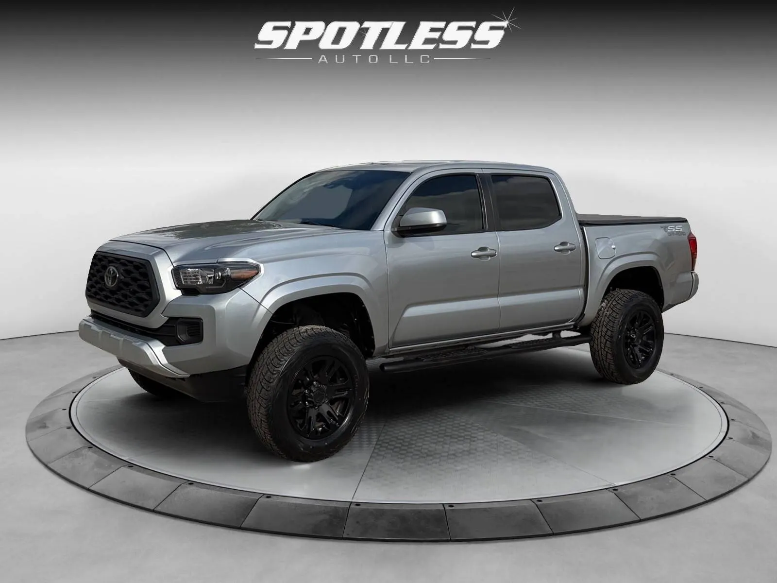 Silver 2022 Toyota Tacoma SR for sale in San Antonio, TX