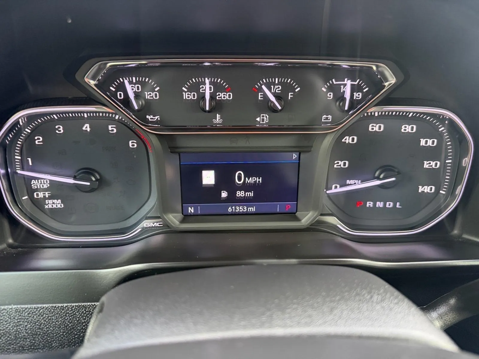 GMC Sierra photo 18