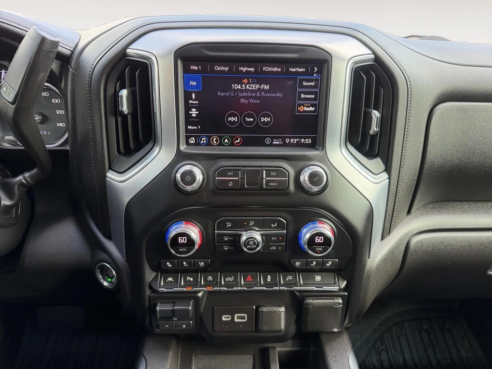 GMC Sierra photo 25
