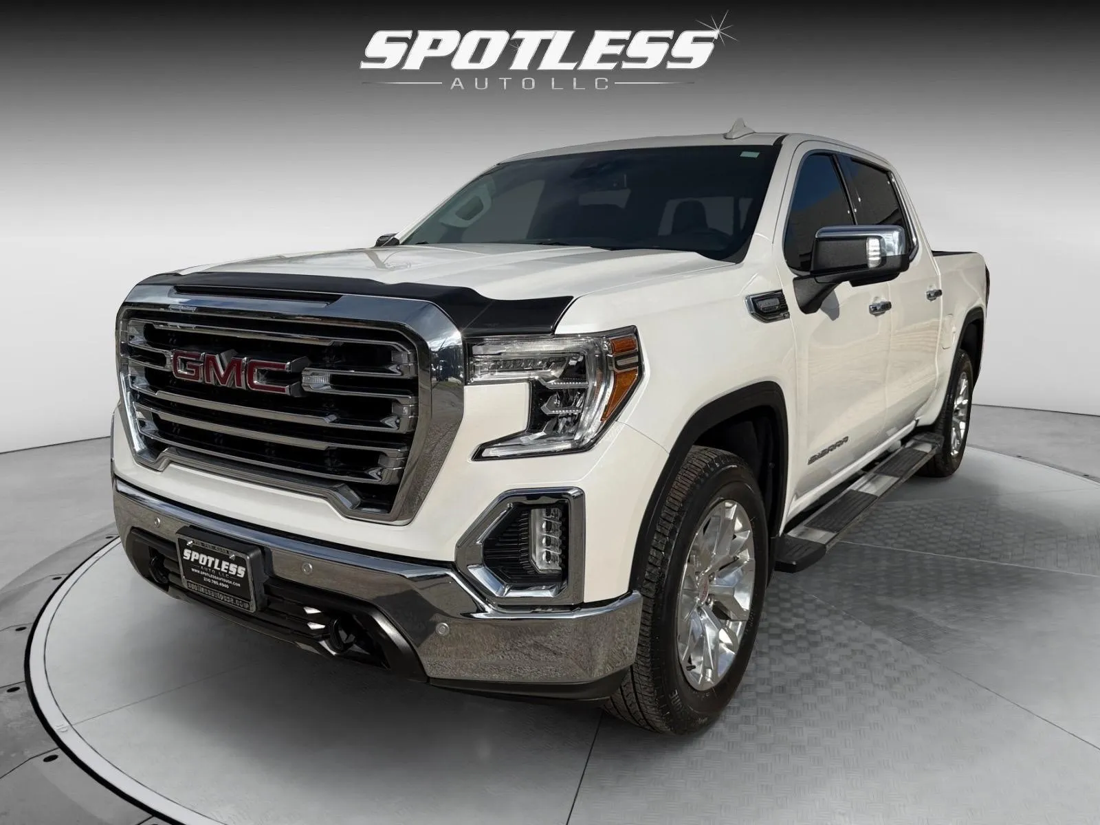 GMC Sierra photo 3