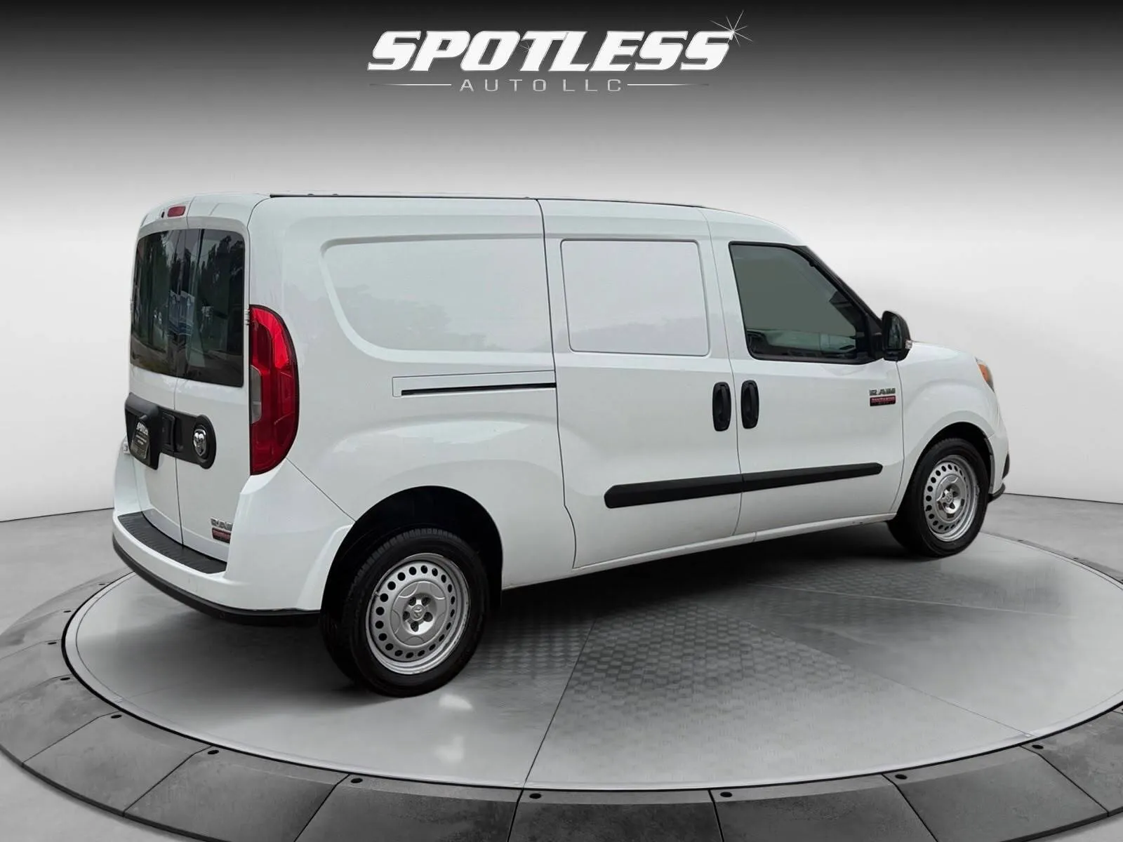 Ram Promaster City photo 7