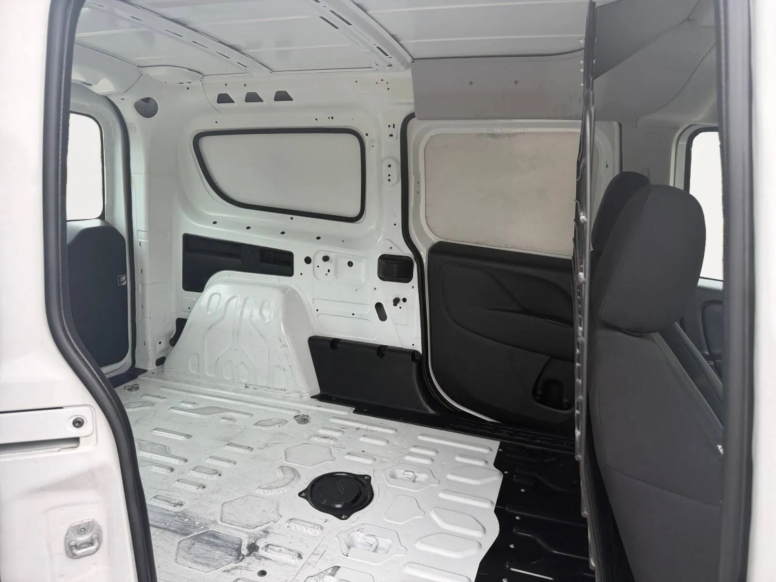 Ram Promaster City photo 26