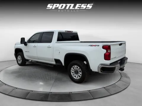 More photos of 2023 Chevrolet Silverado 2500HD LT at Spotless Auto San Pedro, TX