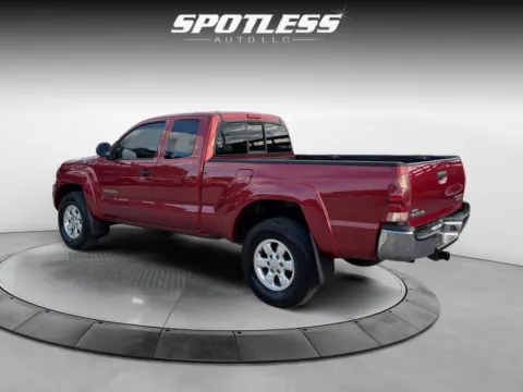 More photos of 2005 Toyota Tacoma PreRunner V6 at Spotless Auto San Pedro, TX