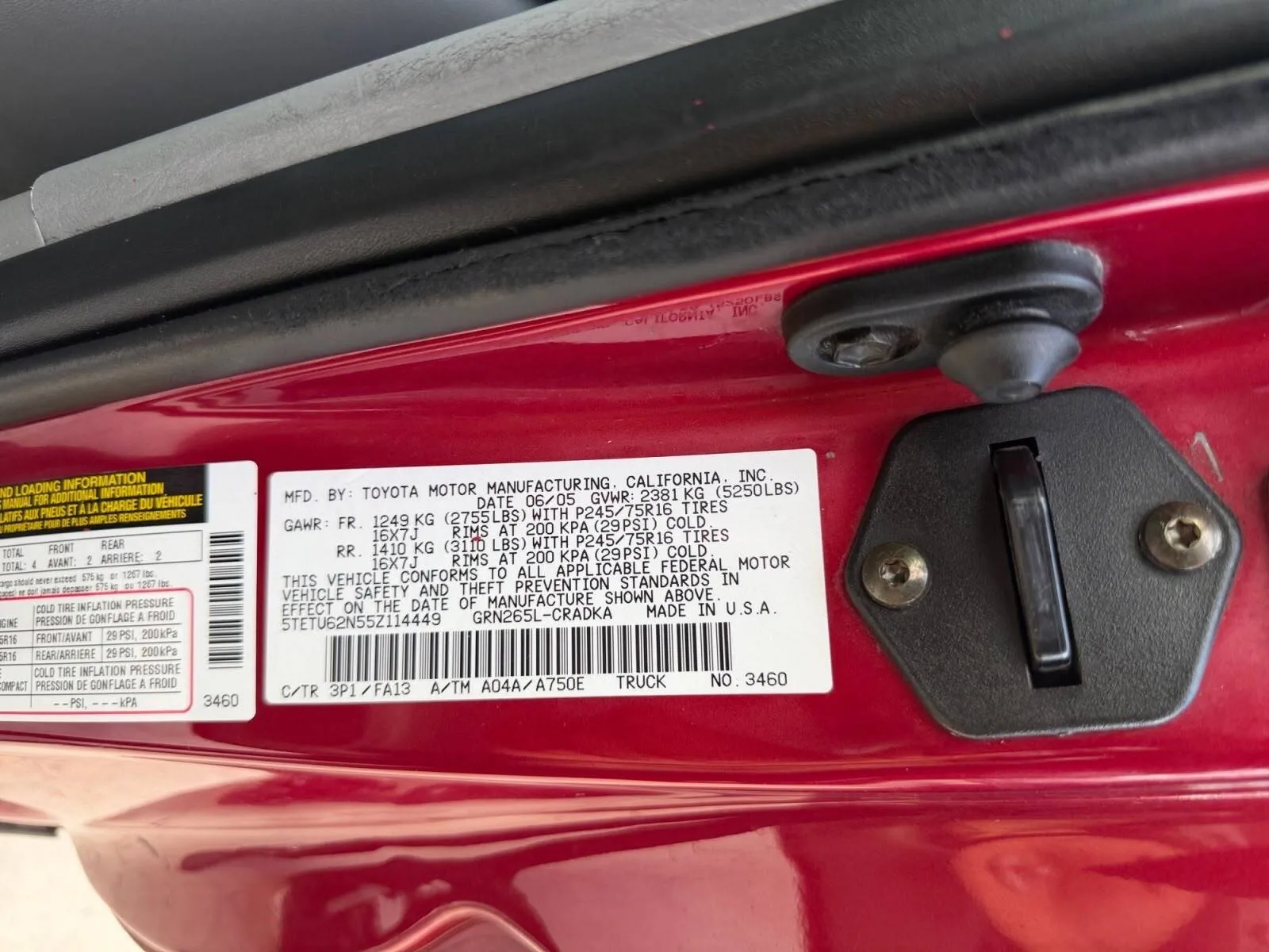 Toyota Tacoma photo 17