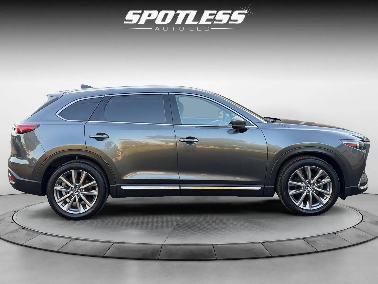 Mazda CX-9 photo 8