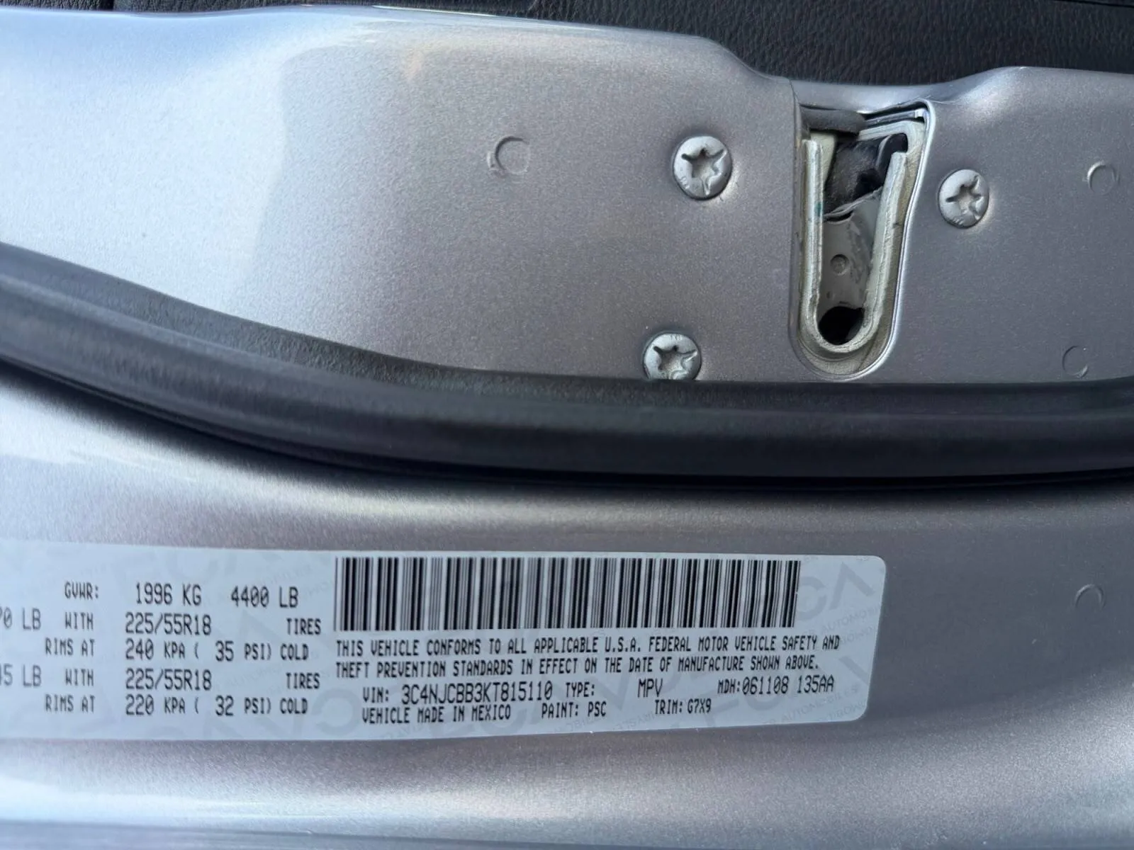 Jeep Compass photo 17