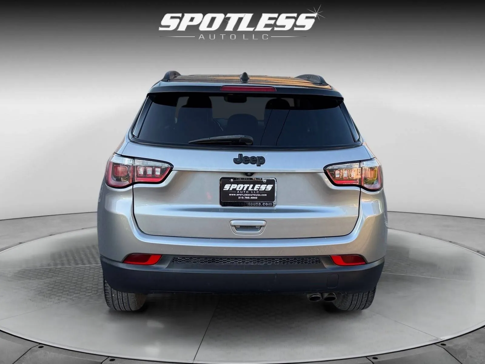 Jeep Compass photo 6
