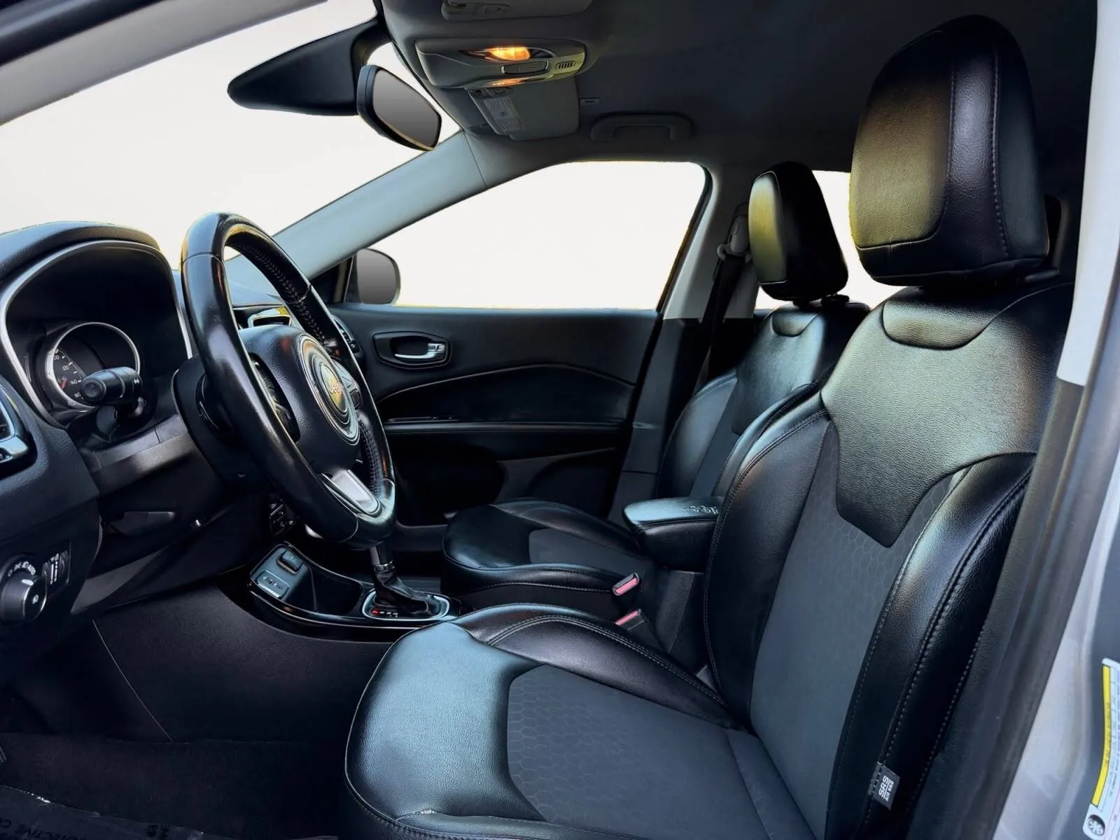 Jeep Compass photo 19