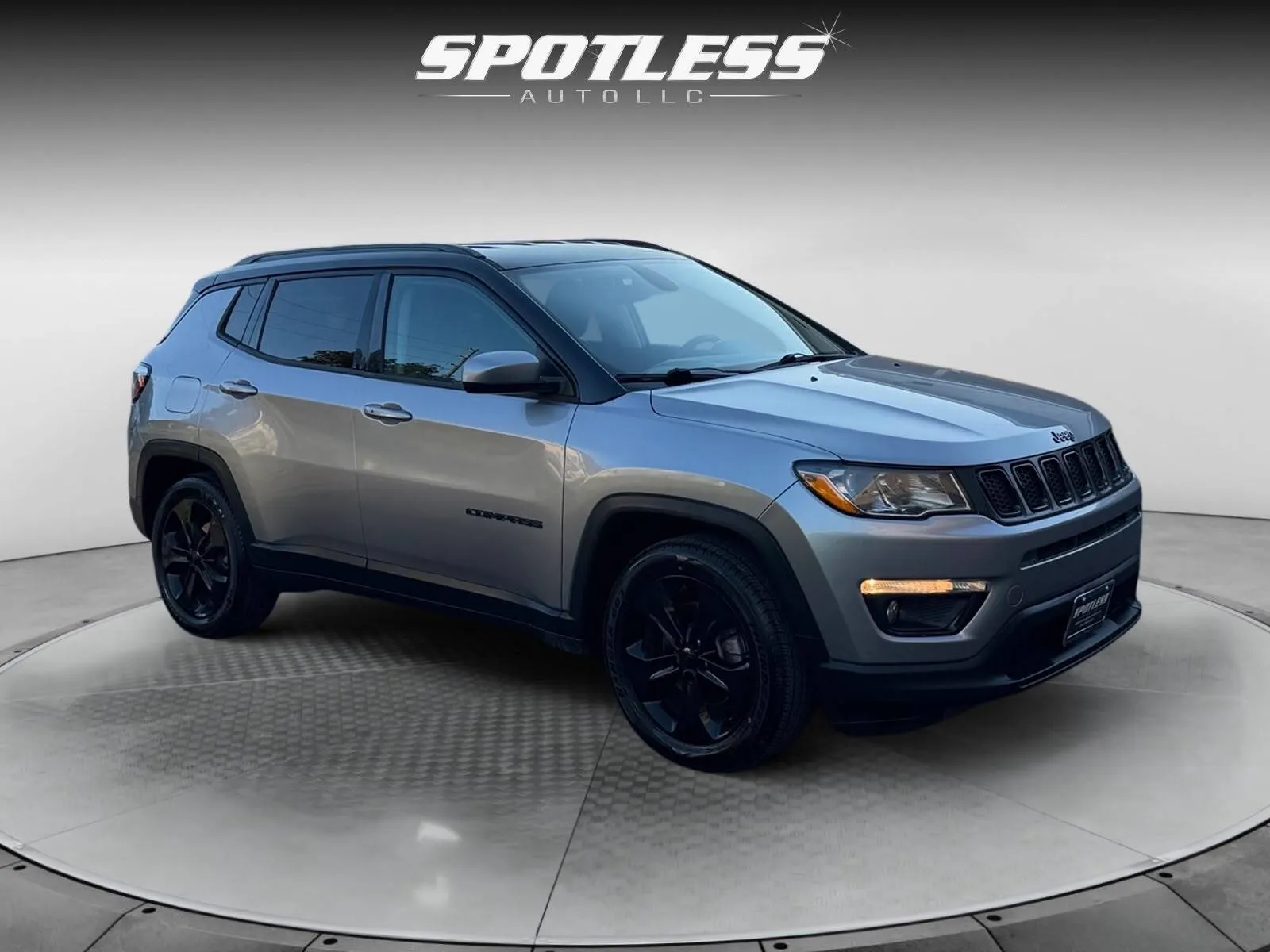 Jeep Compass photo 11